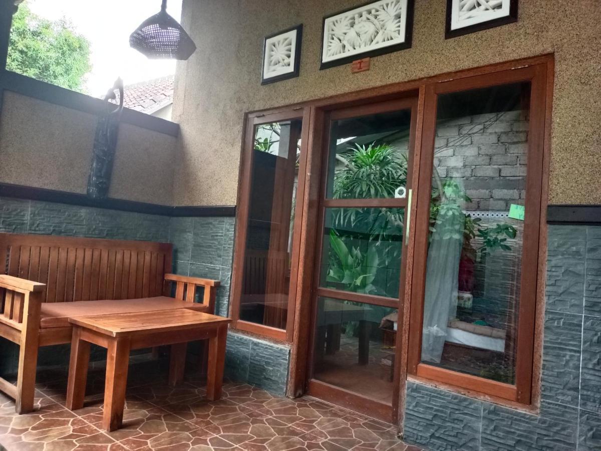 Putu Guest House Pemuteran Kültér fotó